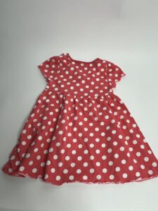 Sommerkleid mit Punkten