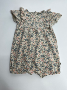 Romper / Strampelanzug mit Blumenmotiv