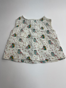 Ärmellose Bluse mit Vogelmotiv