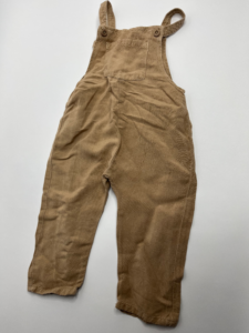 Leichte Latzhose