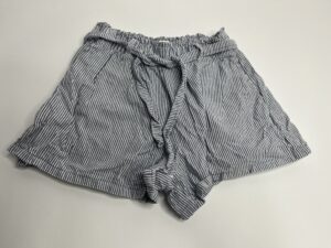 Gestreifte Shorts